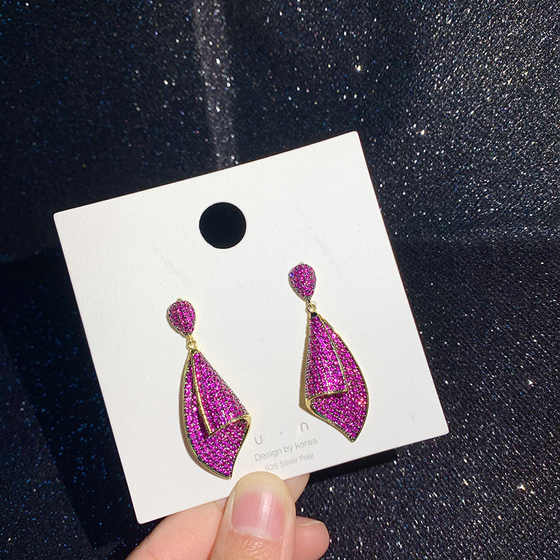 Micro-set zircon geometric petal earrings